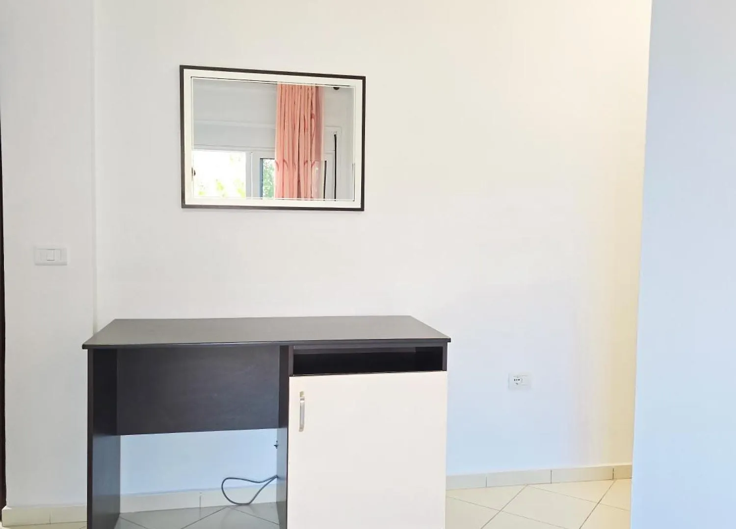 Azure Hotel Dhermi